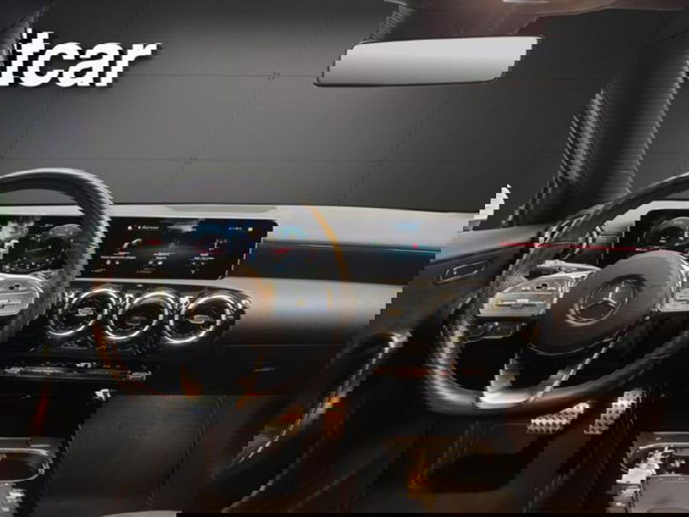 Mercedes-Benz Classe A Sedan usata a Milano (10)