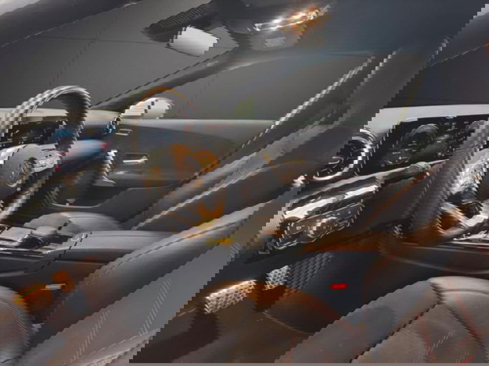 Mercedes-Benz Classe A Sedan usata a Milano (7)