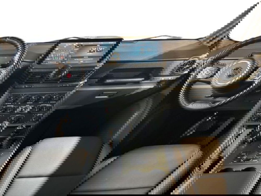 Ineos Grenadier nuova a Bologna (13)