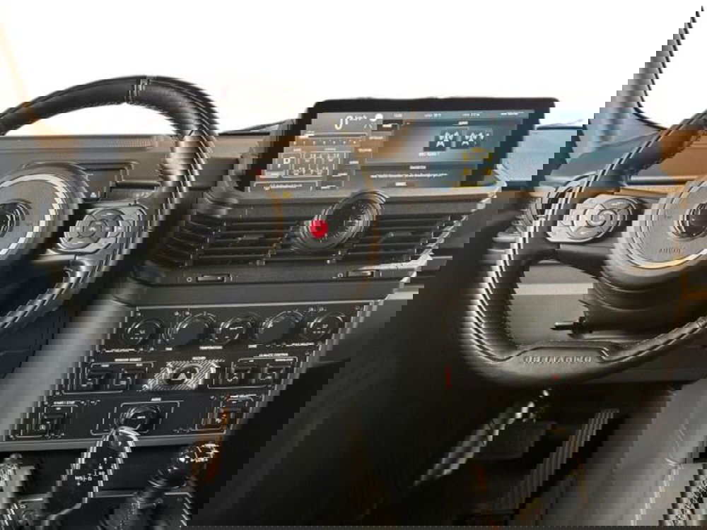 Ineos Grenadier nuova a Bologna (14)