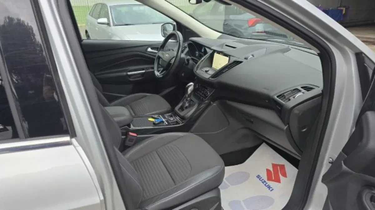 Ford Kuga usata a Macerata (8)
