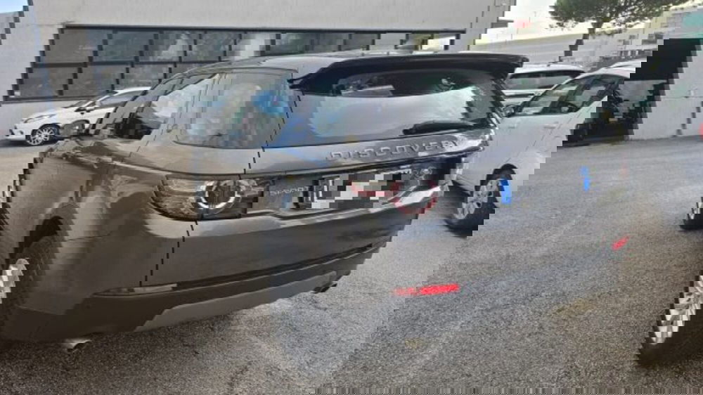 Land Rover Discovery Sport usata a Macerata (5)