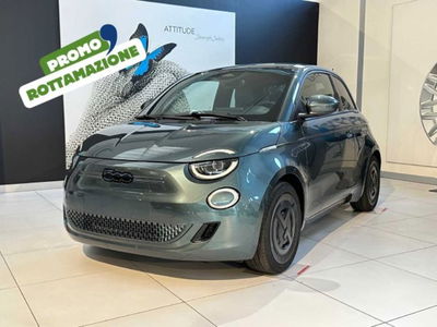Fiat 500e e 42 kWh Giorgio Armani nuova a Montagna in Valtellina