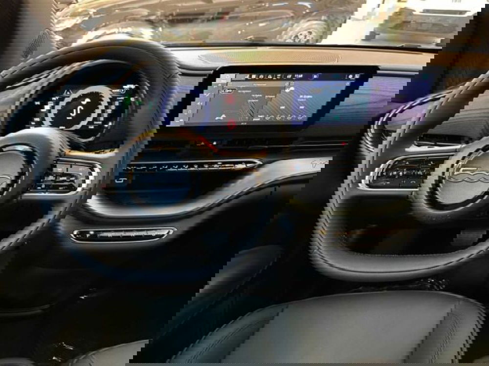 Fiat 500e nuova a Sondrio (13)