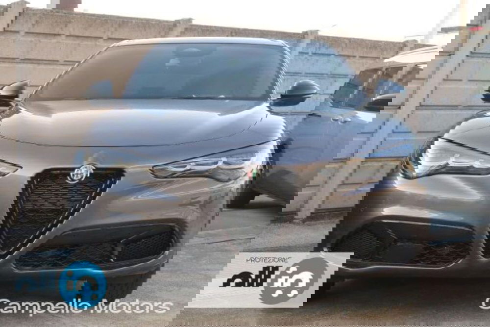 Alfa Romeo Stelvio nuova a Venezia (2)