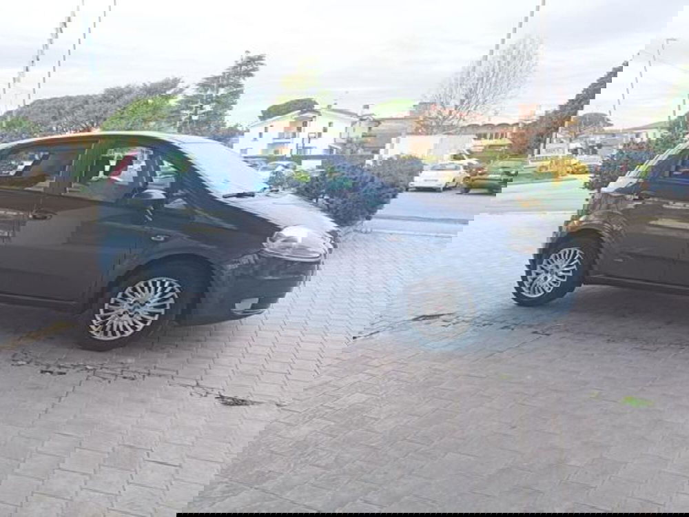 Fiat Grande Punto usata a Pisa (10)