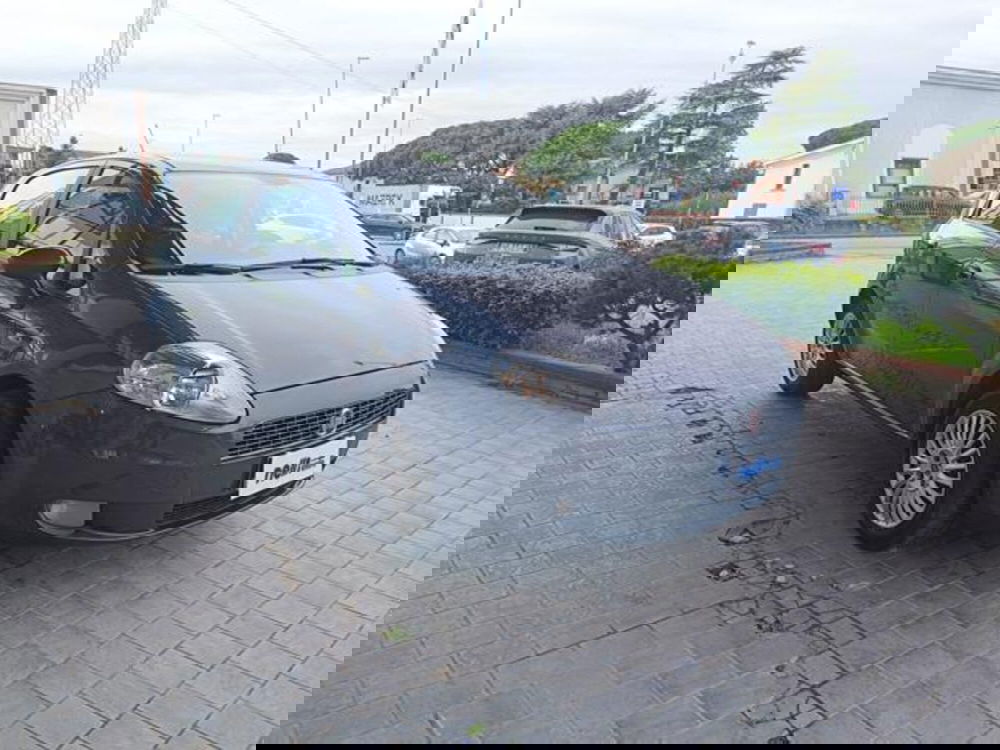 Fiat Grande Punto usata a Pisa (11)