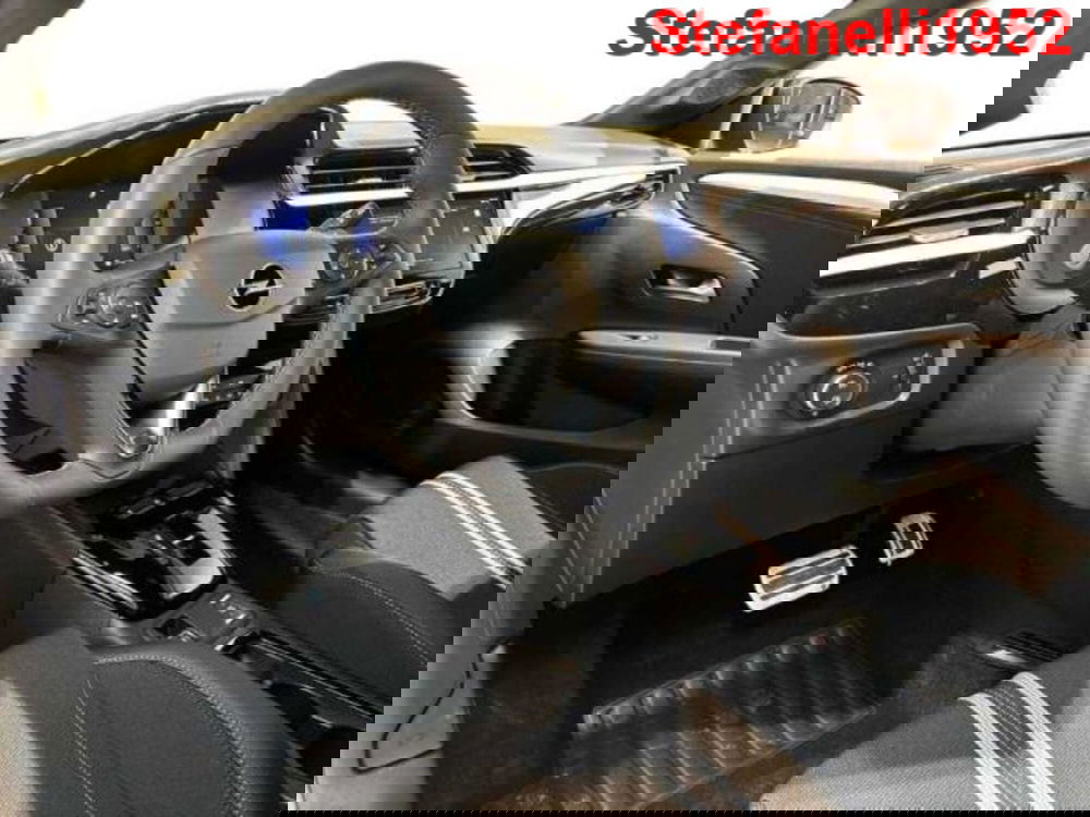 Opel Corsa nuova a Bologna (11)