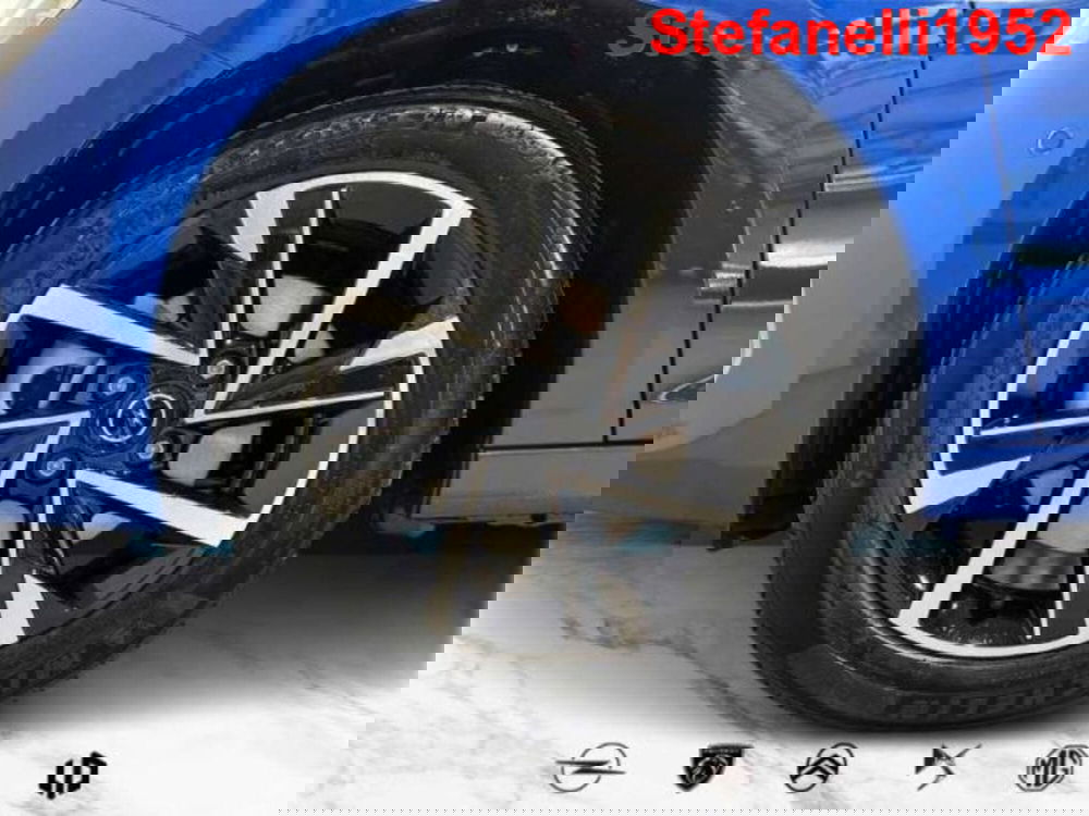 Opel Corsa nuova a Bologna (8)