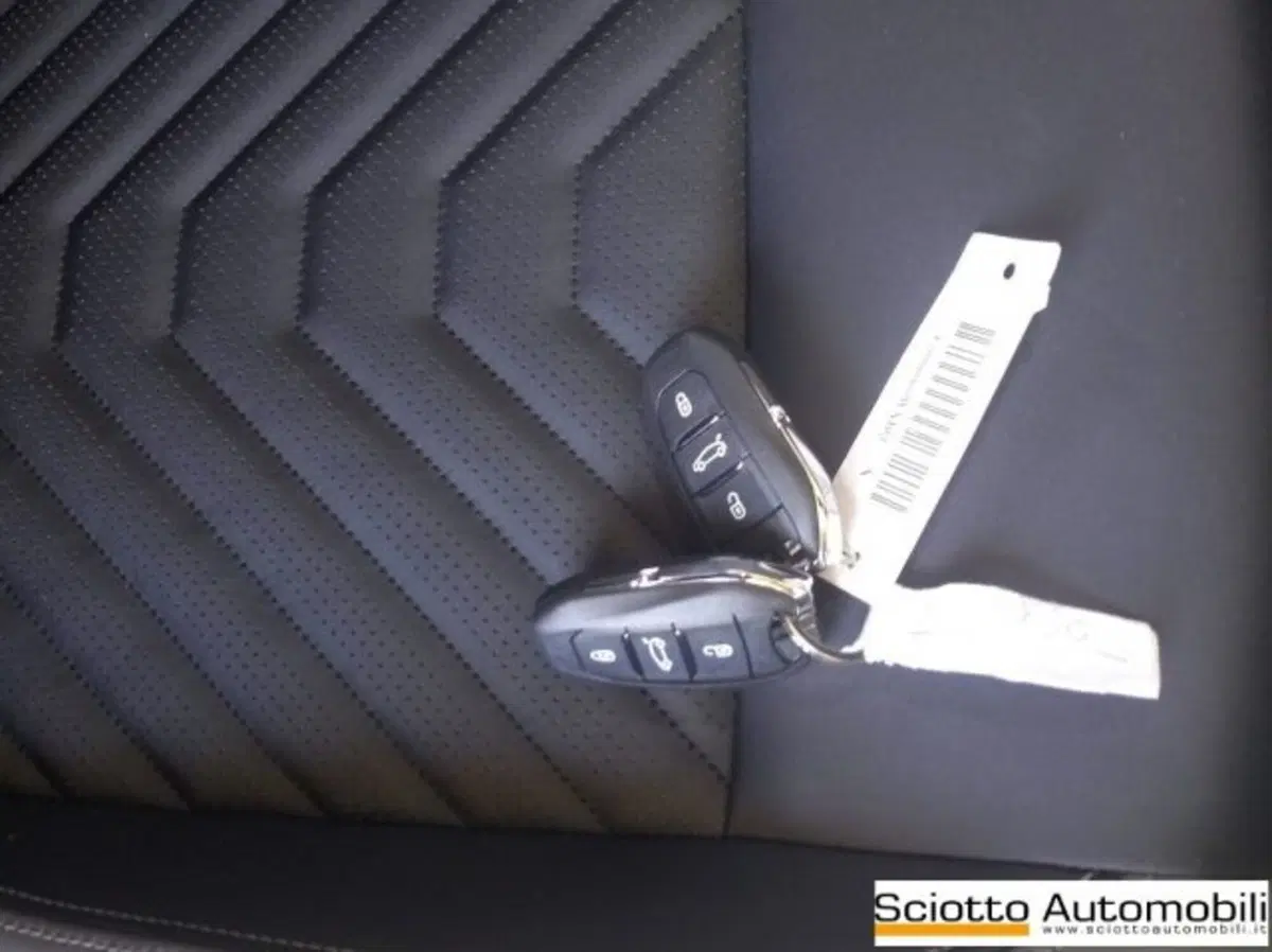 Jeep Compass nuova a Messina (20)