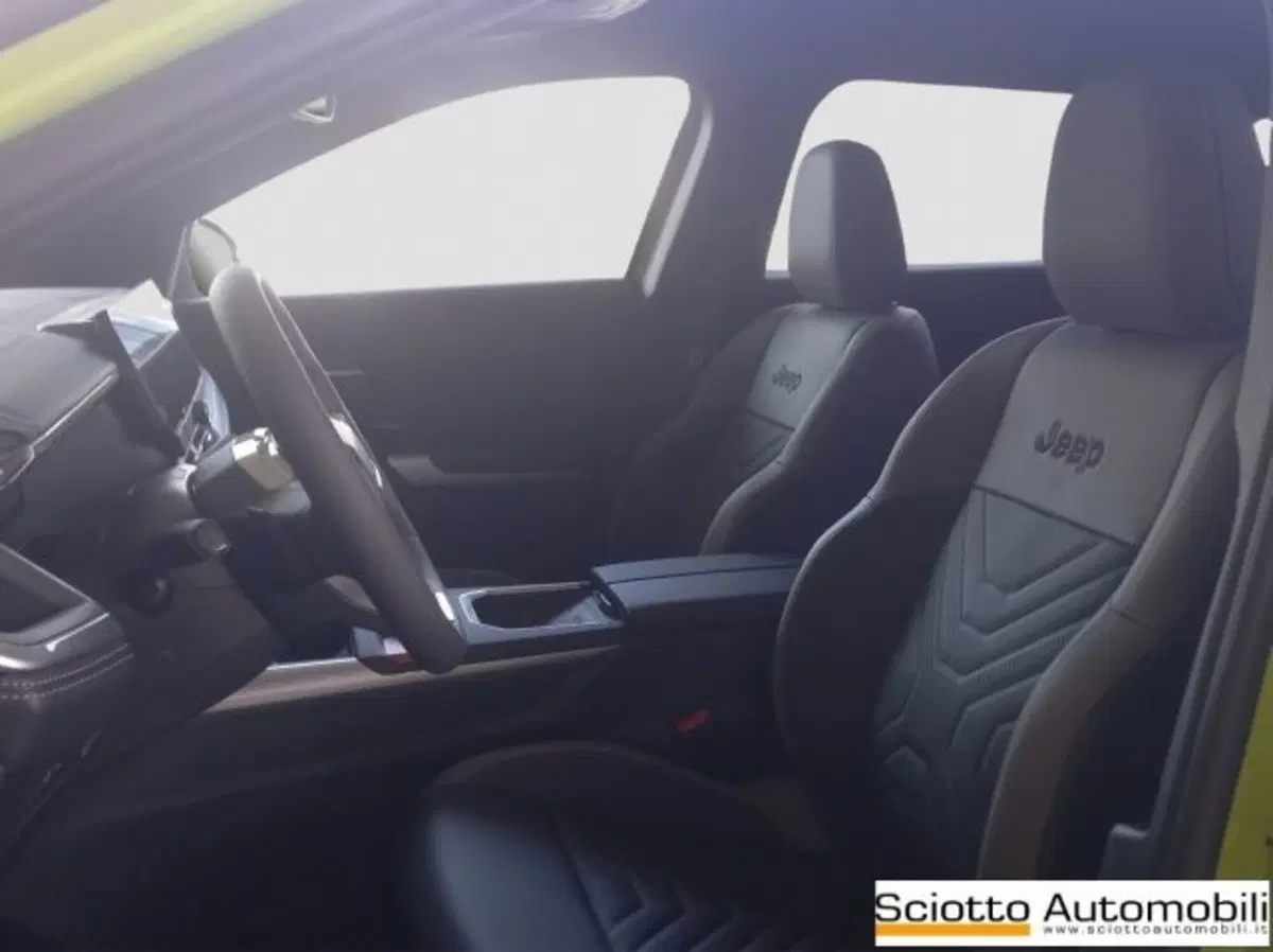 Jeep Compass nuova a Messina (9)