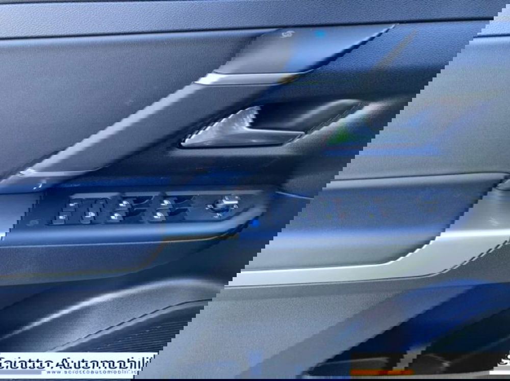 Jeep Compass nuova a Messina (12)