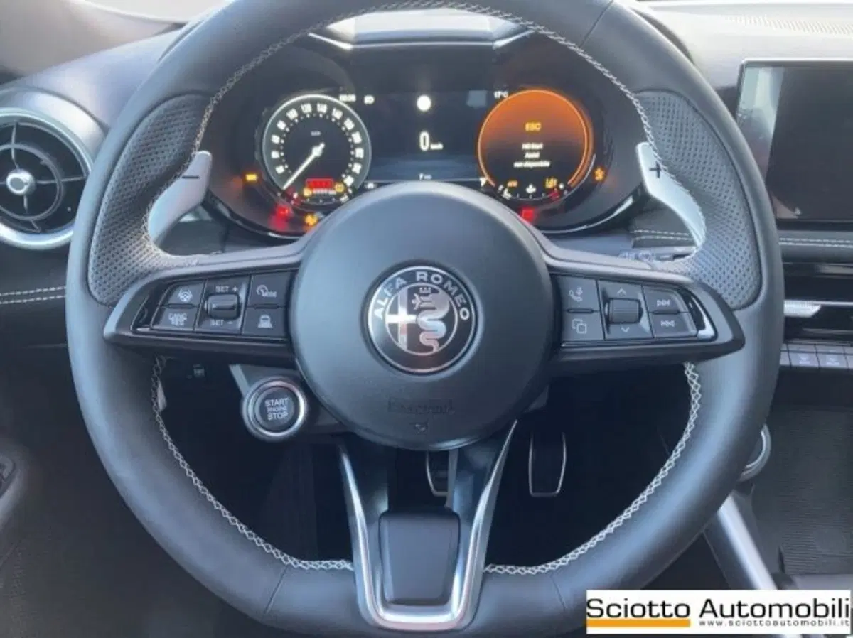 Alfa Romeo Tonale nuova a Messina (10)