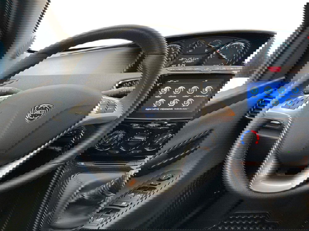 Lancia Ypsilon usata a Torino (12)