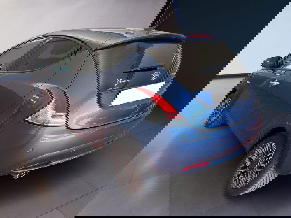 Lancia Ypsilon usata a Torino (5)