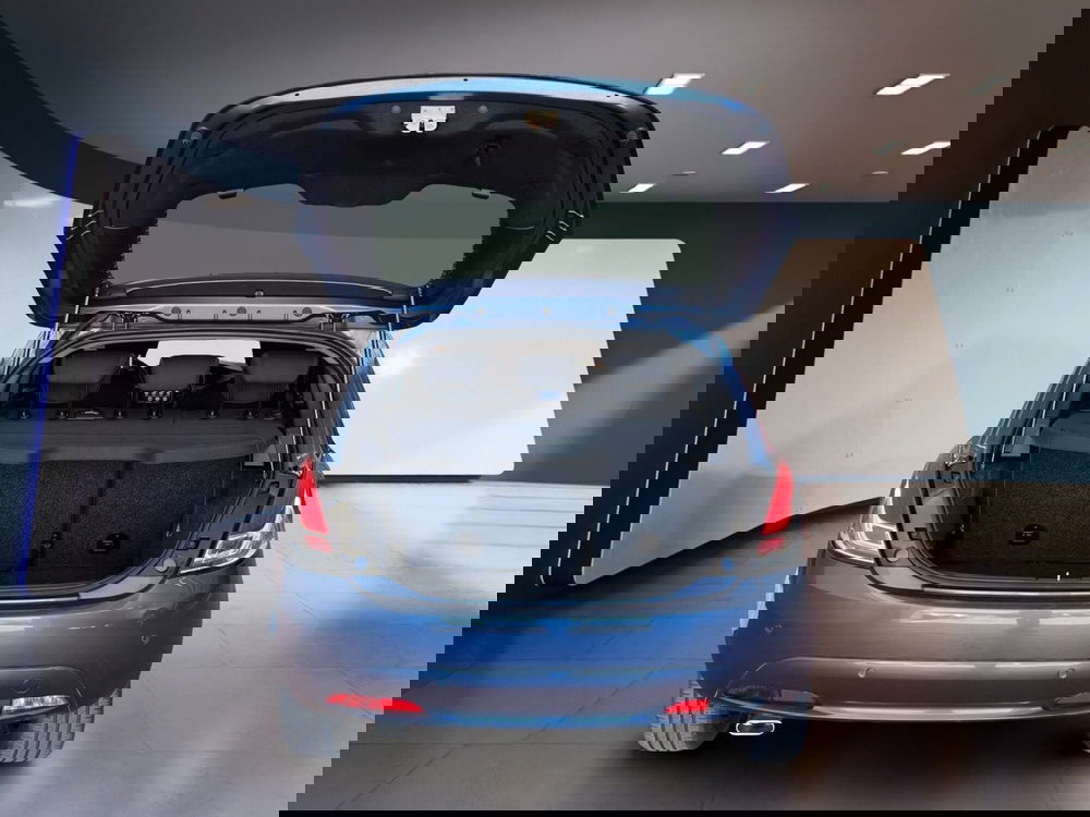 Lancia Ypsilon usata a Torino (7)