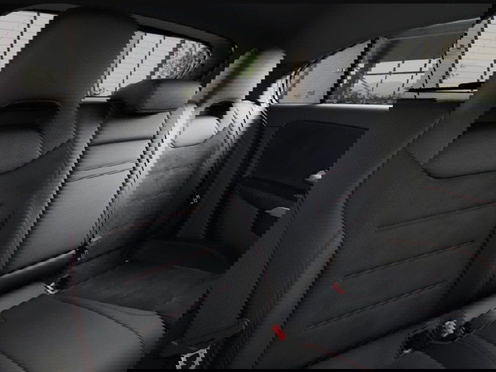 Mercedes-Benz Classe A Sedan nuova a Macerata (12)