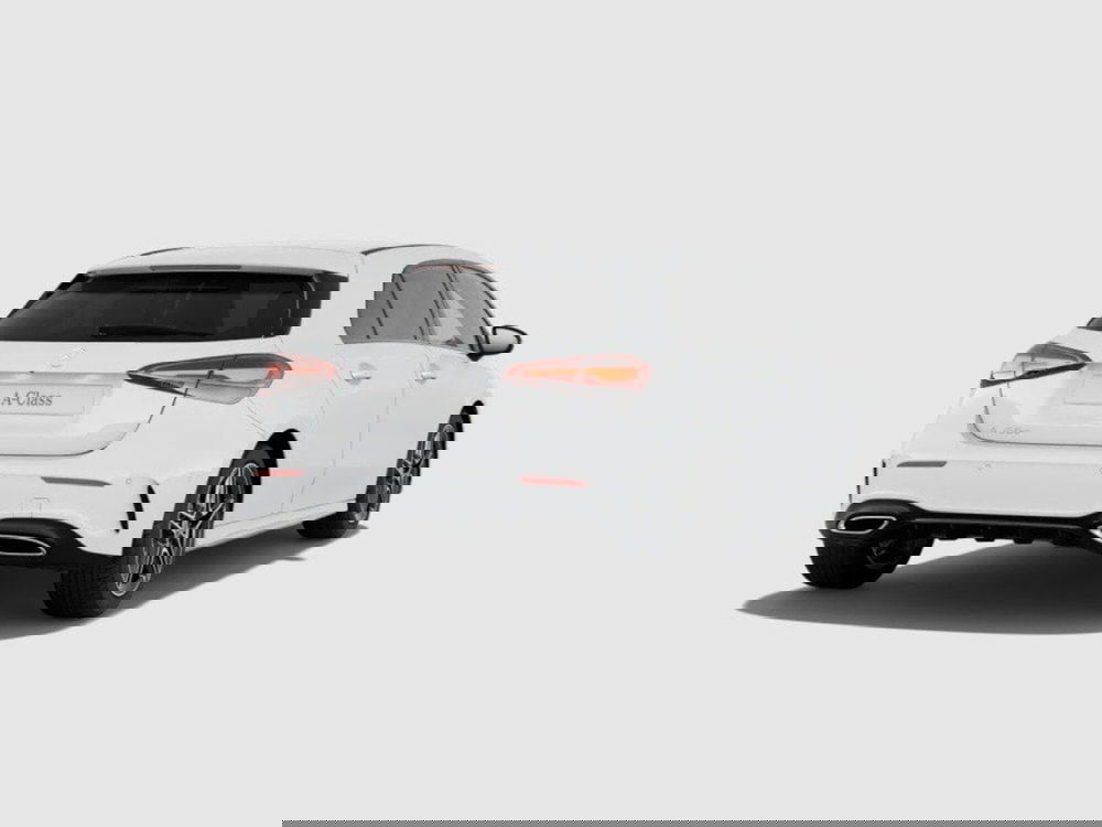 Mercedes-Benz Classe A Sedan nuova a Macerata (6)