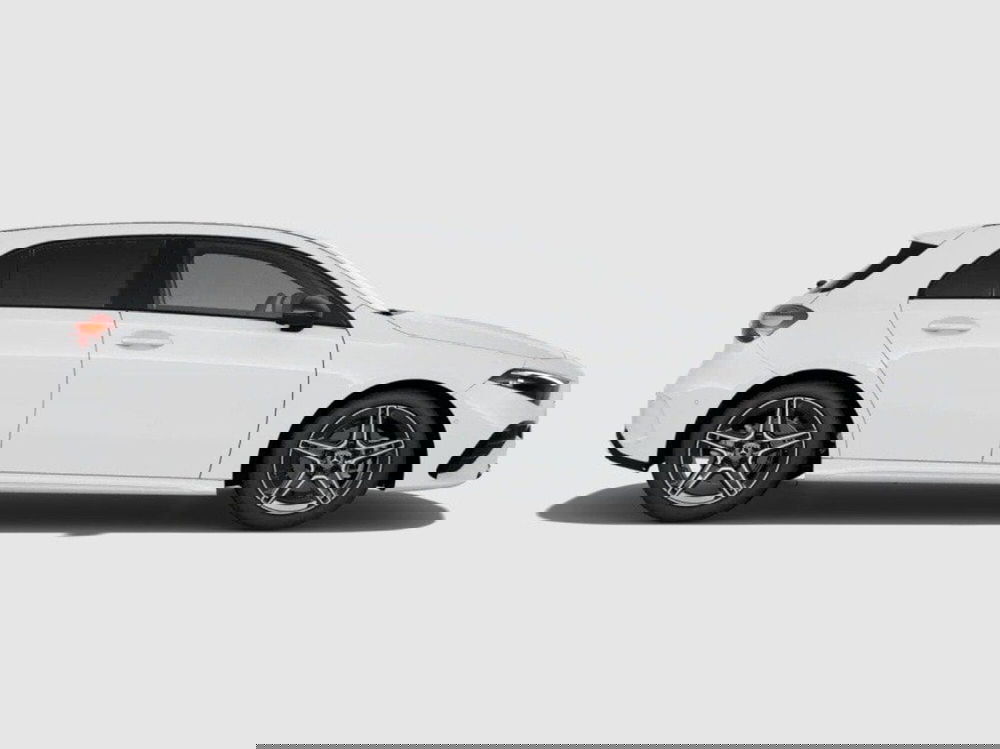 Mercedes-Benz Classe A Sedan nuova a Macerata (7)