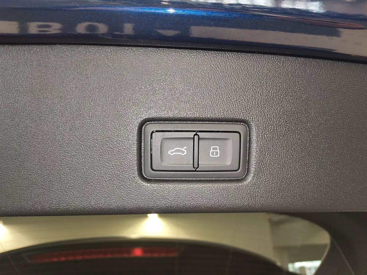 Audi Q4 Sportback usata a Modena (16)