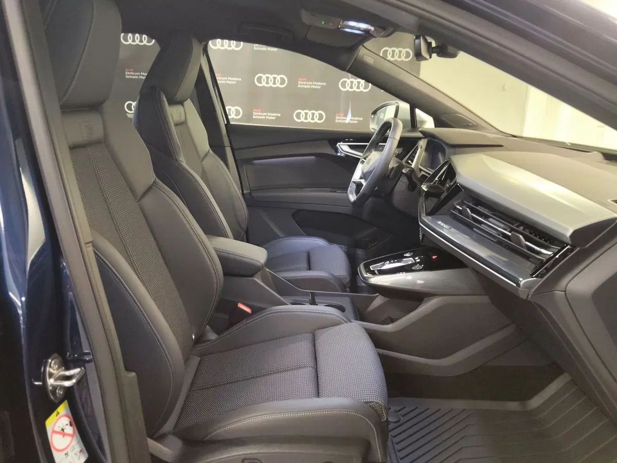 Audi Q4 Sportback usata a Modena (18)