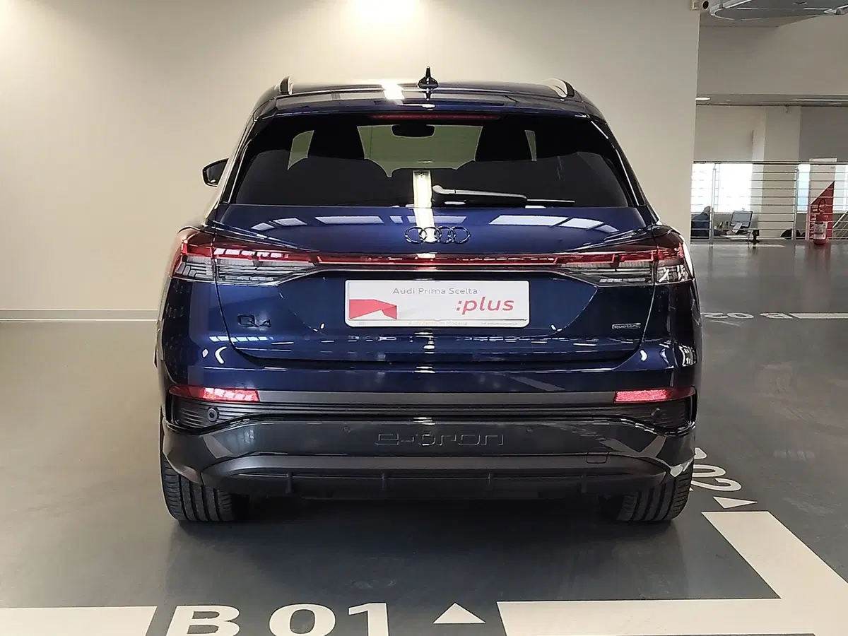 Audi Q4 Sportback usata a Modena (5)