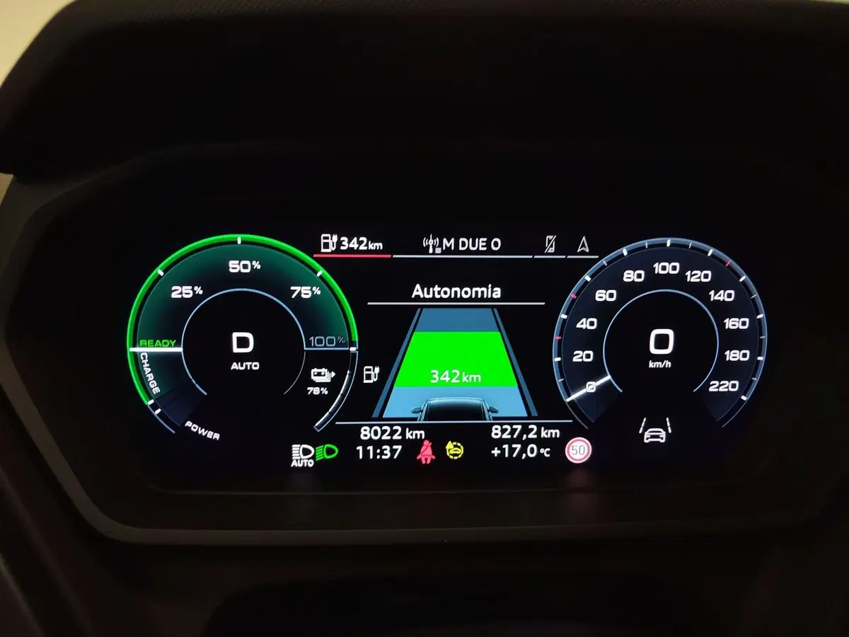 Audi Q4 Sportback usata a Modena (9)