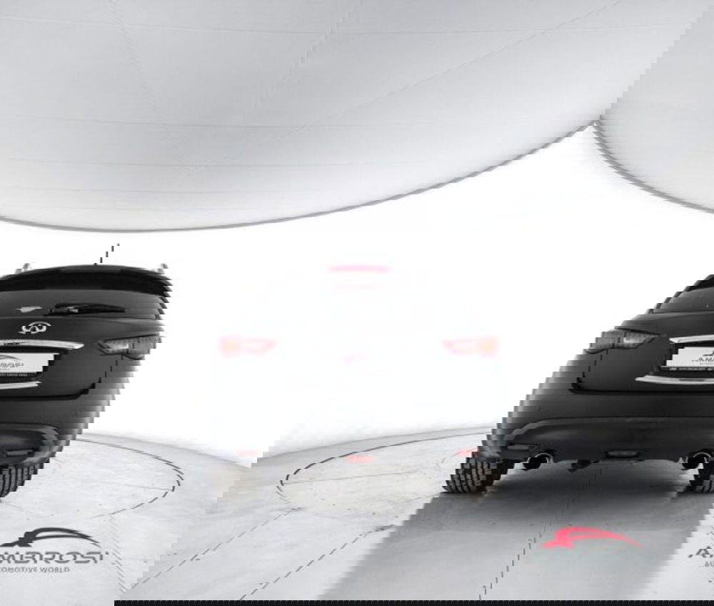 Infiniti QX70 usata a Perugia (6)