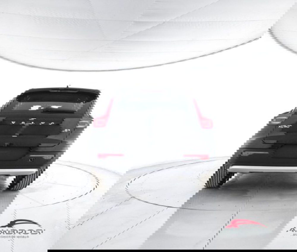 Volvo XC40 nuova a Perugia (6)