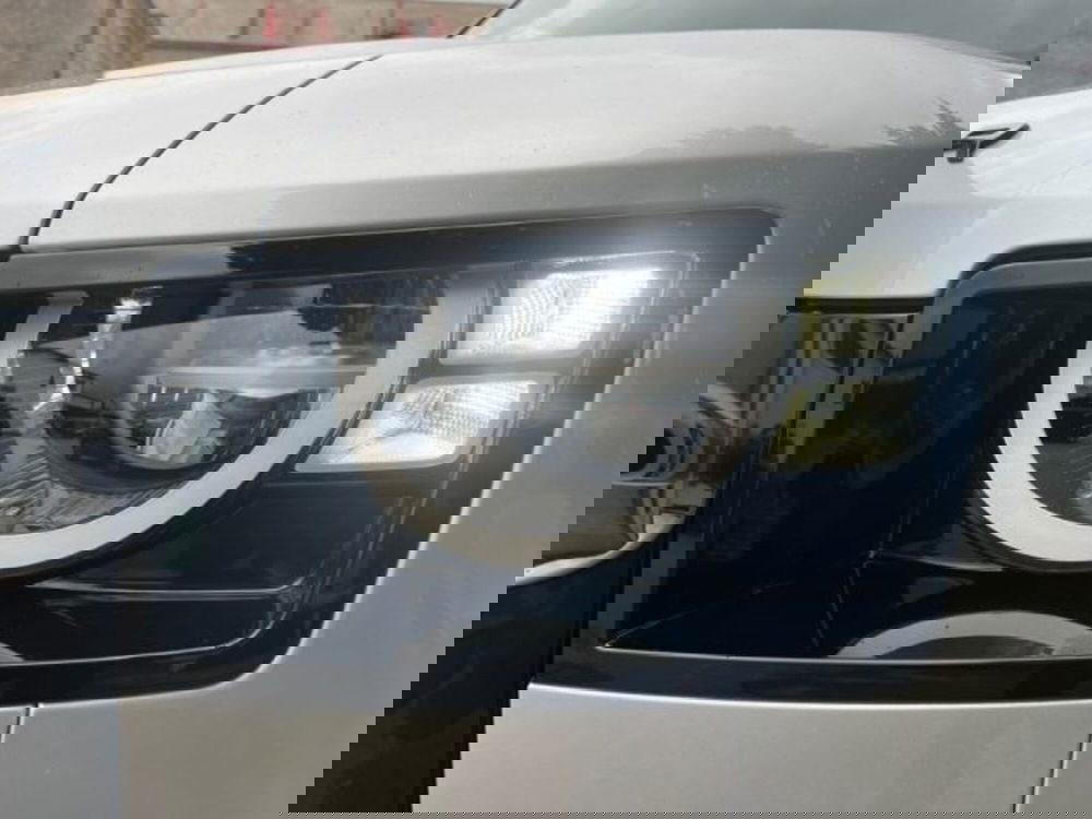 Land Rover Defender usata a Lecce (8)