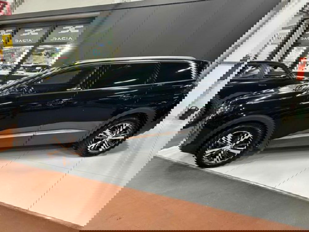 Peugeot 5008 usata a Milano (2)