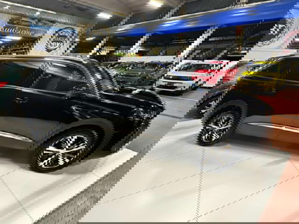 Peugeot 5008 usata a Milano (4)