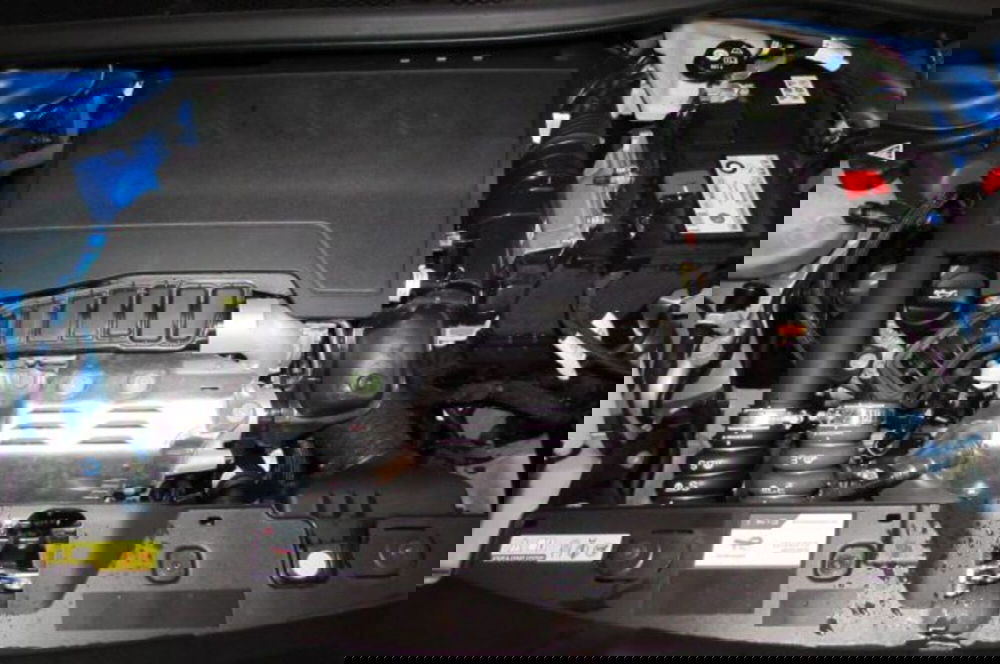 Peugeot 2008 nuova a Milano (19)