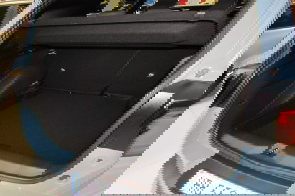 Citroen C3 Aircross nuova a Milano (14)