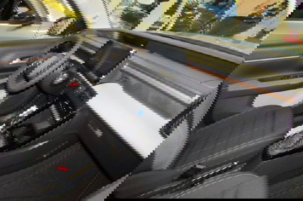 Citroen C3 Aircross nuova a Milano (16)