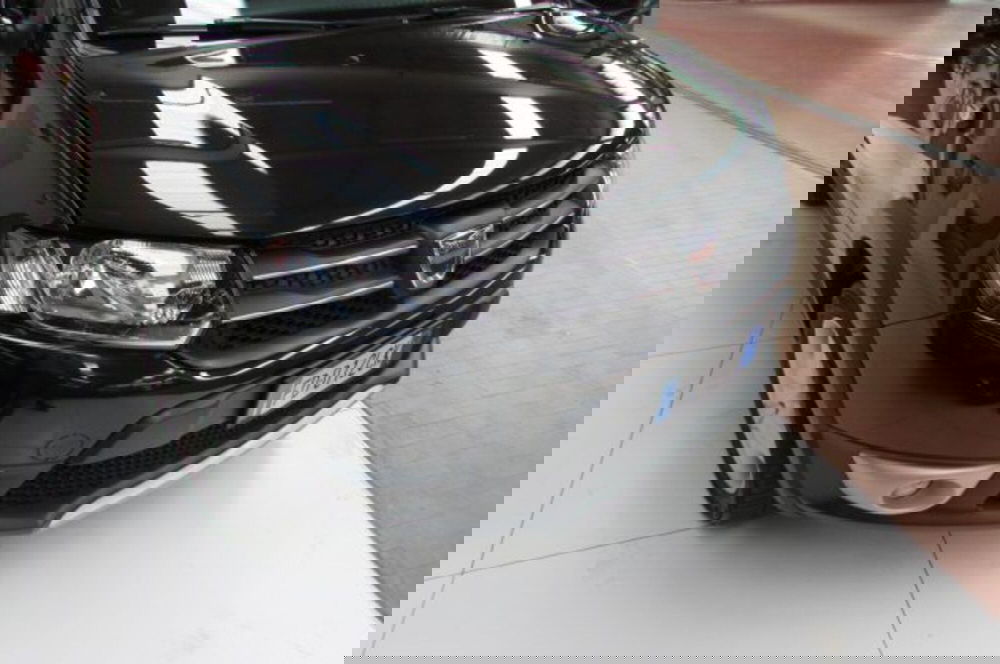 Dacia Sandero usata a Milano (17)