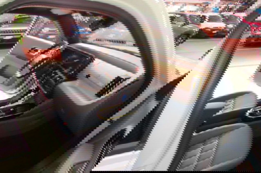 Fiat Grande Panda nuova a Milano (16)