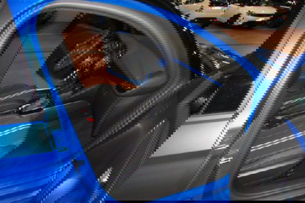 Opel Corsa nuova a Milano (15)