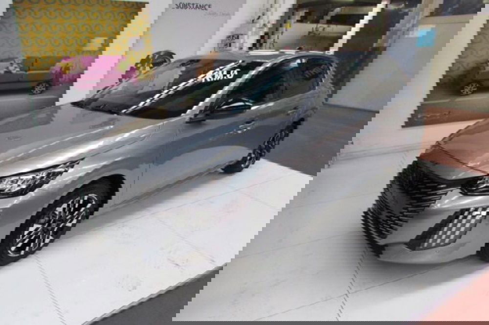 Peugeot 208 nuova a Milano