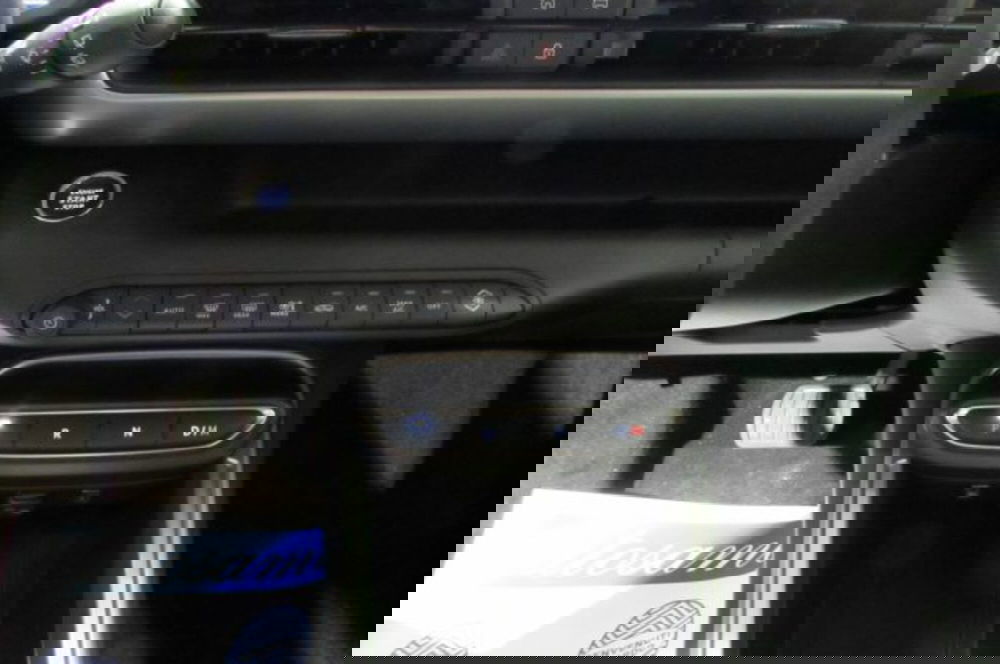 Jeep Avenger nuova a Milano (10)