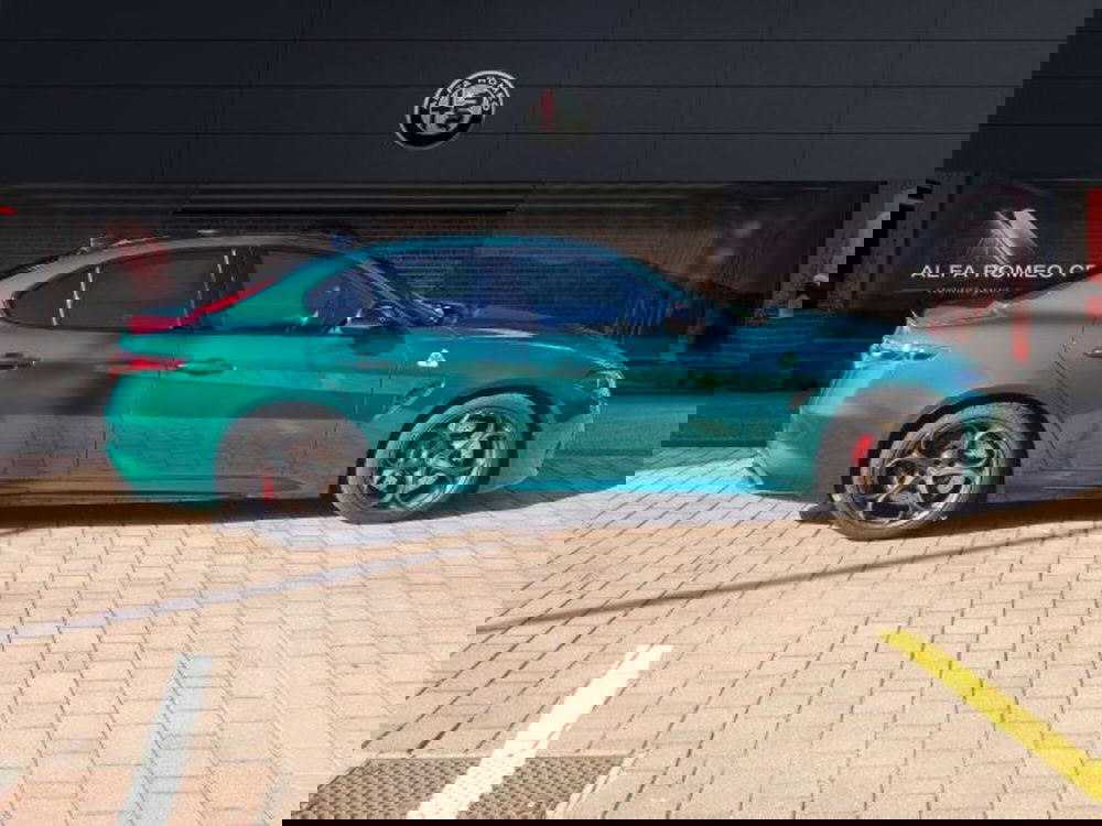 Alfa Romeo Giulia nuova a Monza e Brianza (4)