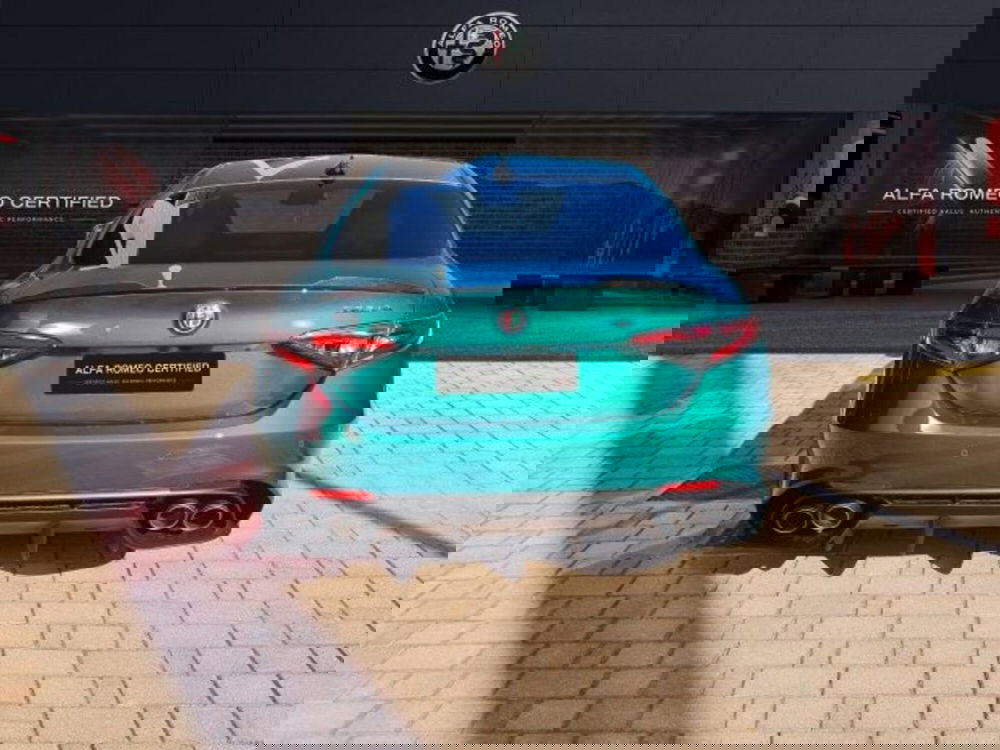 Alfa Romeo Giulia nuova a Monza e Brianza (5)