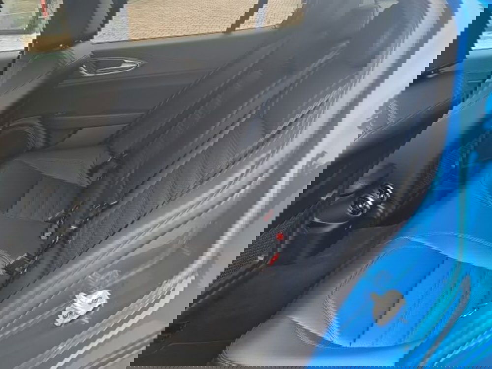 Alfa Romeo Giulia nuova a Monza e Brianza (12)