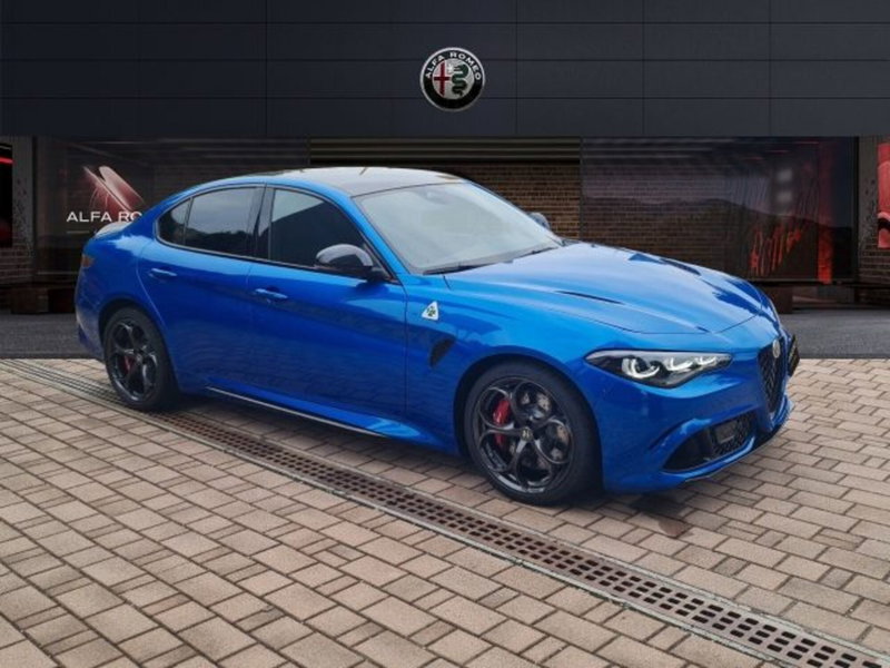 Alfa Romeo Giulia nuova a Monza e Brianza (3)