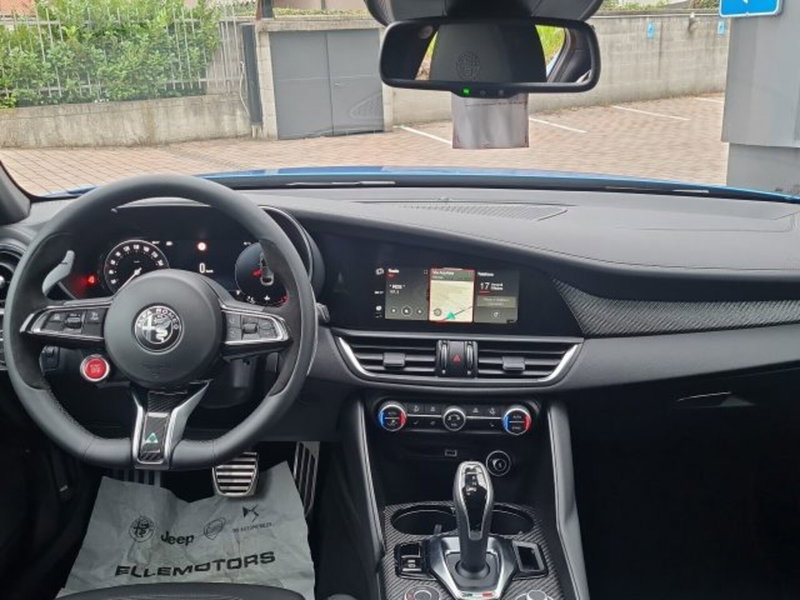 Alfa Romeo Giulia nuova a Monza e Brianza (8)