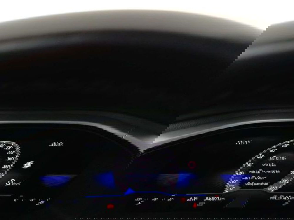 Volkswagen T-Roc usata a Matera (9)