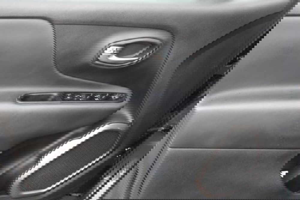 Jeep Renegade usata a Lecce (5)
