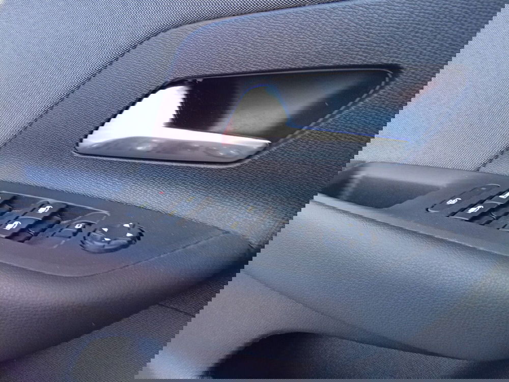 Opel Mokka usata a Catania (16)