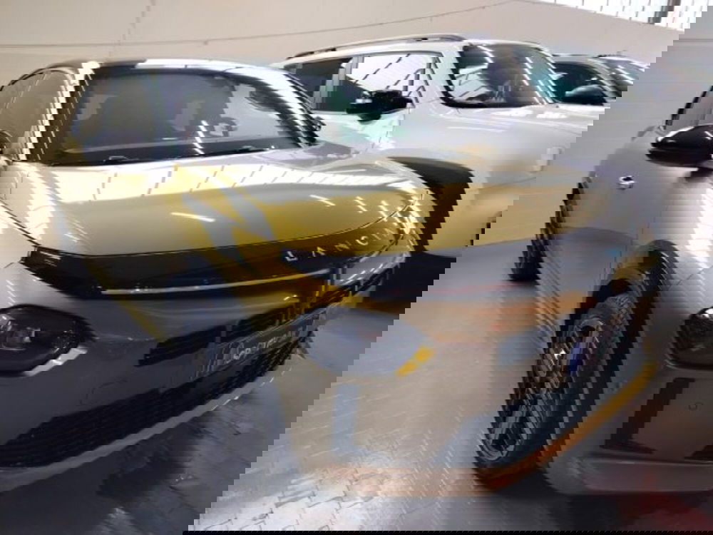 Lancia Ypsilon usata a Forlì-Cesena (3)