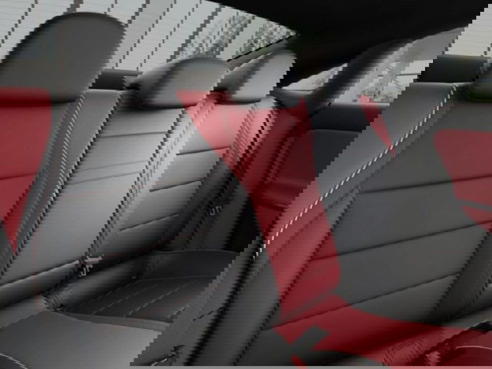 Mercedes-Benz CLA EQ nuova a Verona (7)